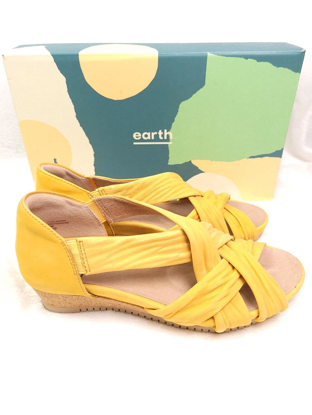 Earth Ficus Gemini Leather Yellow Wedge Open Toe Sandals 5 602861WBCK